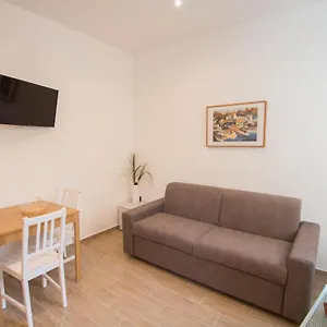 https://bilocale-a-90-metri-dal-mare.hotelitalianriviera.com